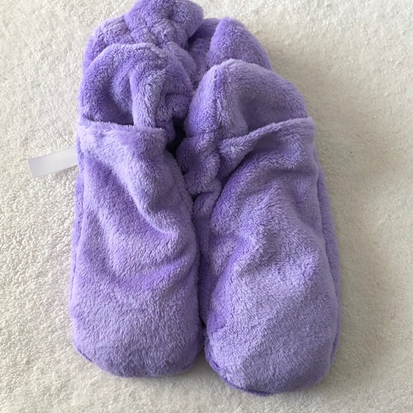 Spa Booties Aromatherapy Slippers - Picture 4 of 5